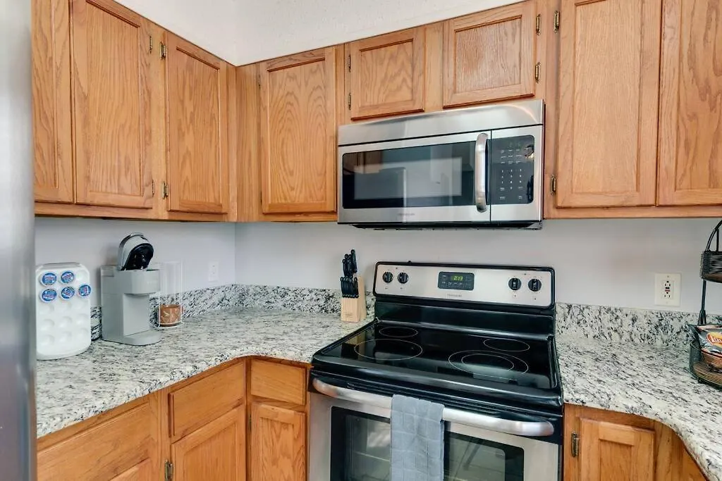 Cozy & Fun Apartment By Broadway, Room For 8! Nashville 0*,